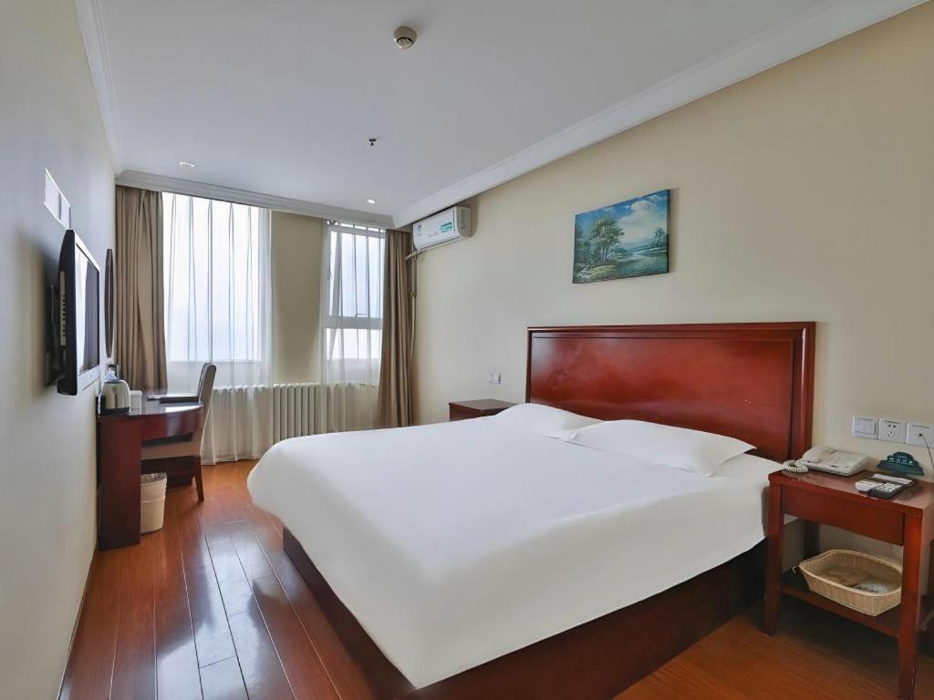 Greentree Inn Beijing Daxing Xingye Street Liyuan Business Hotel Екстериор снимка