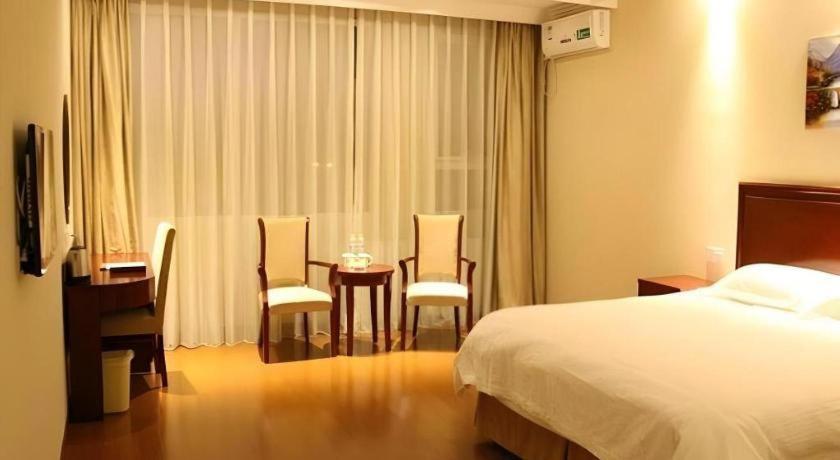 Greentree Inn Beijing Daxing Xingye Street Liyuan Business Hotel Екстериор снимка