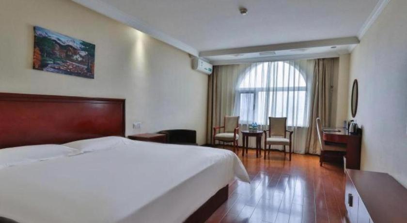 Greentree Inn Beijing Daxing Xingye Street Liyuan Business Hotel Екстериор снимка
